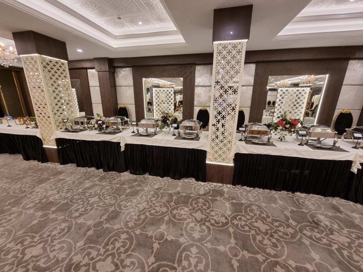 Hotel Casa Aishbagh Лакнау Екстериор снимка