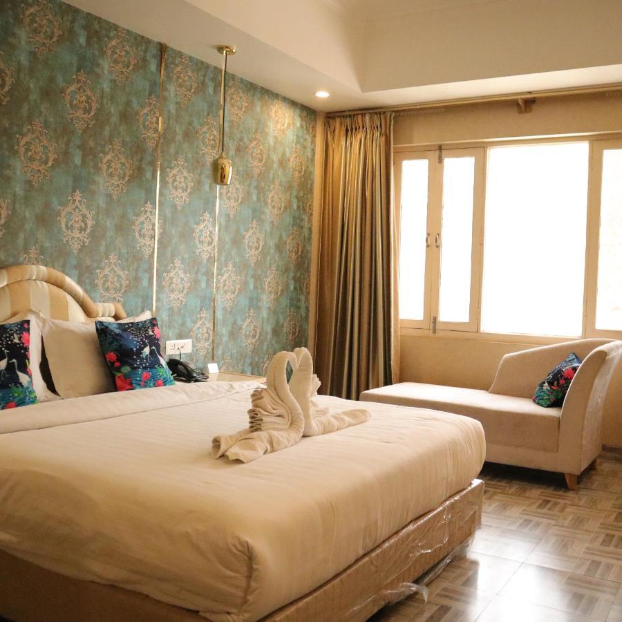 Hotel Casa Aishbagh Лакнау Екстериор снимка