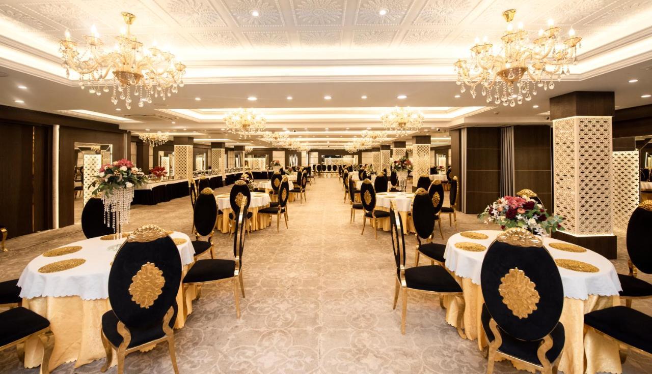 Hotel Casa Aishbagh Лакнау Екстериор снимка